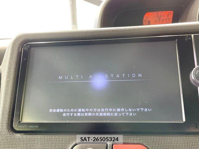 Toyota SPADE 2013-11 4641071-3