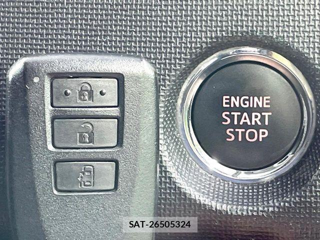 Toyota SPADE 2013-11 4641071-5