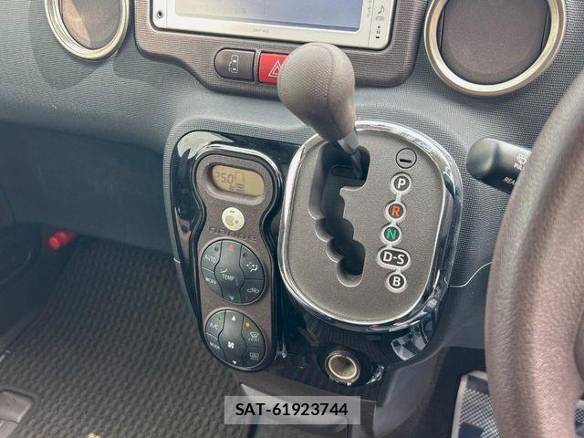 Toyota SPADE 2012-10 4986777-18