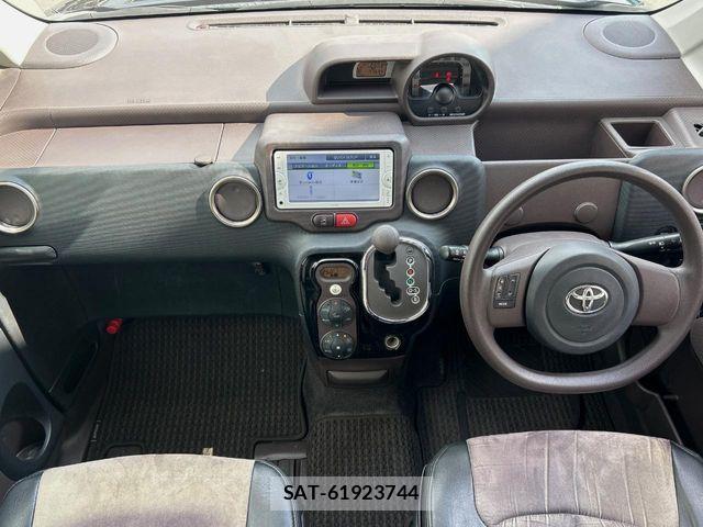 Toyota SPADE 2012-10 4986777-1