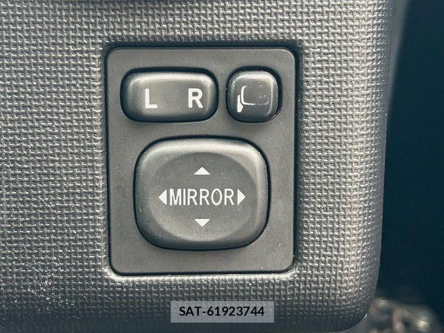 Toyota SPADE 2012-10 4986777-6
