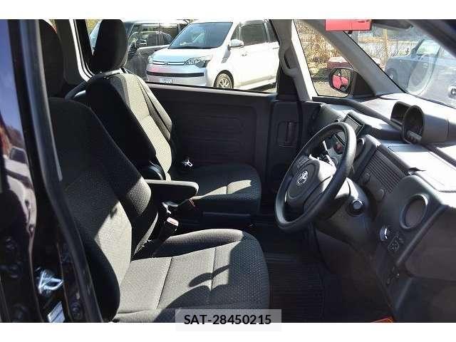 Toyota SPADE 2017-02 4986738-13