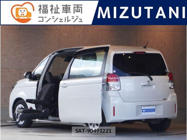 Toyota SPADE 2019-02 5879431-0