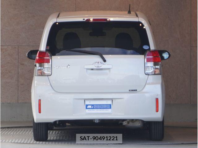 Toyota SPADE 2019-02 5879431-3