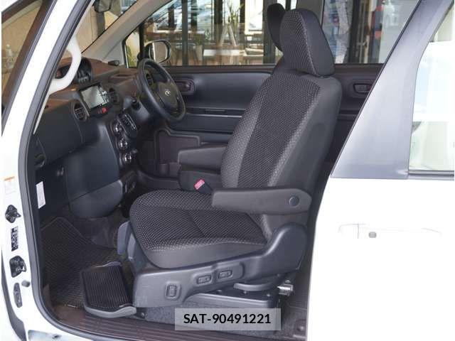 Toyota SPADE 2019-02 5879431-4