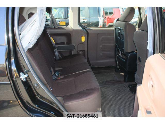 Toyota SPADE 2014-02 5879429-14
