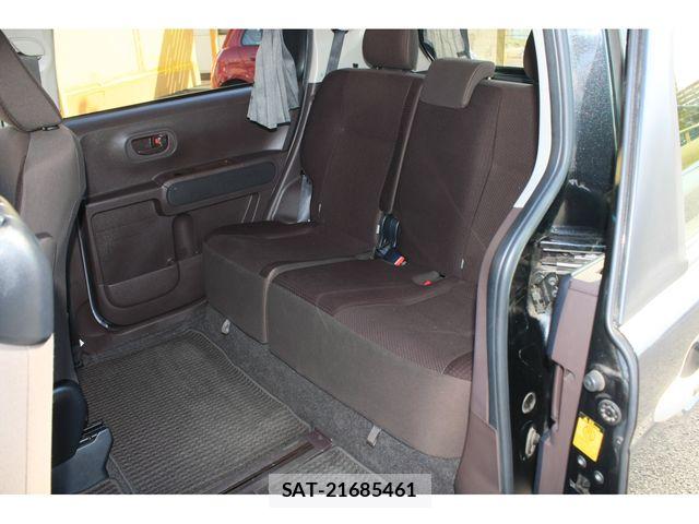 Toyota SPADE 2014-02 5879429-15