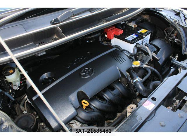 Toyota SPADE 2014-02 5879429-8