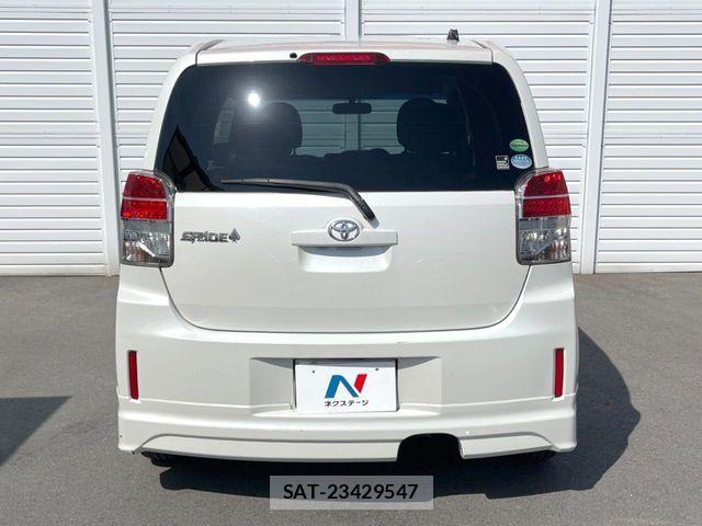 Toyota SPADE 2013-08 6019441-15