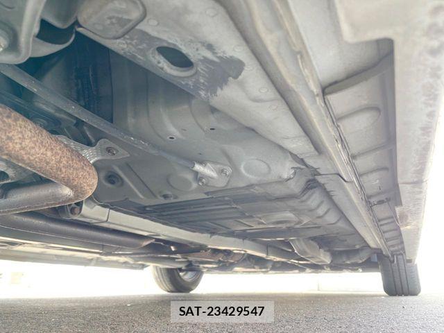 Toyota SPADE 2013-08 6019441-19