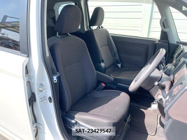 Toyota SPADE 2013-08 6019441-7