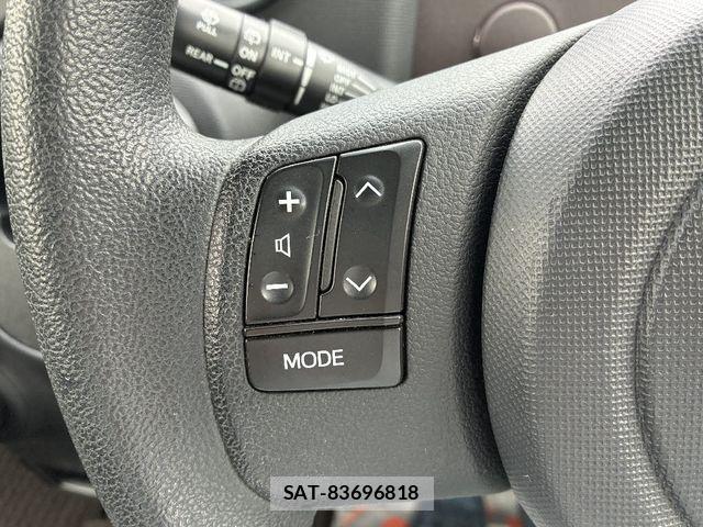 Toyota SPADE 2016-07 6247592-15