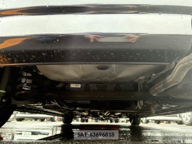 Toyota SPADE 2016-07 6247592-25