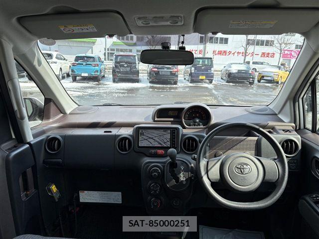 Toyota SPADE 2016-04 6277378-18