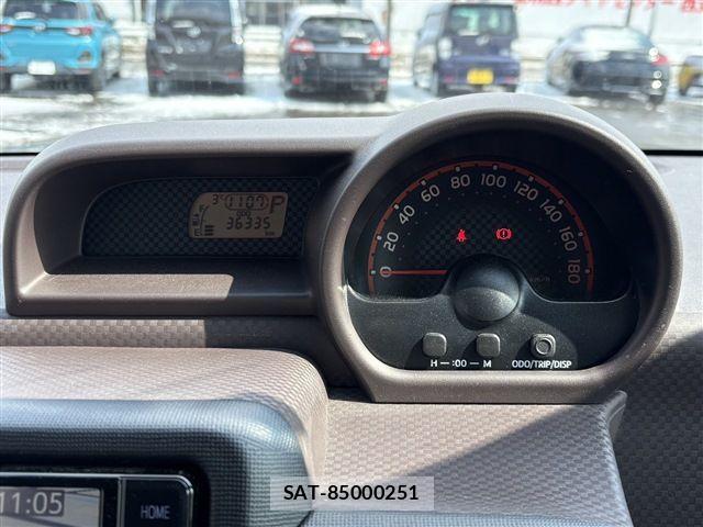 Toyota SPADE 2016-04 6277378-20