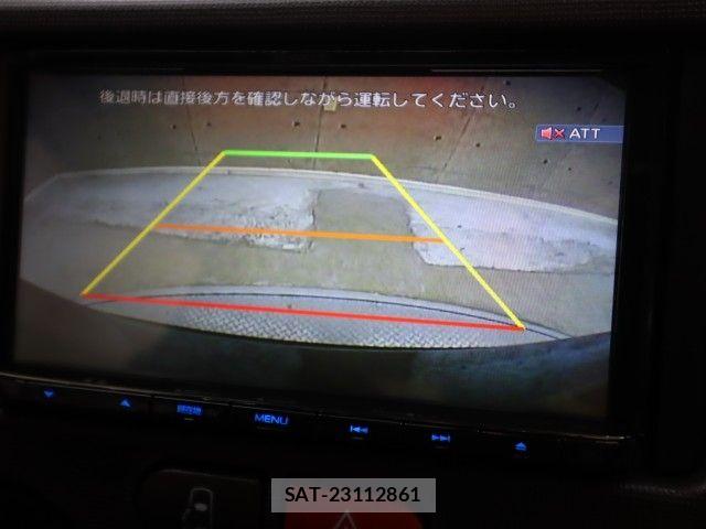 Toyota SPADE 2014-10 6682884-16