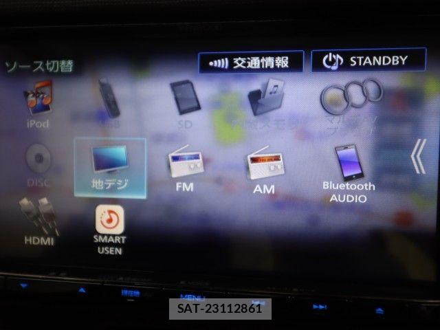 Toyota SPADE 2014-10 6682884-17