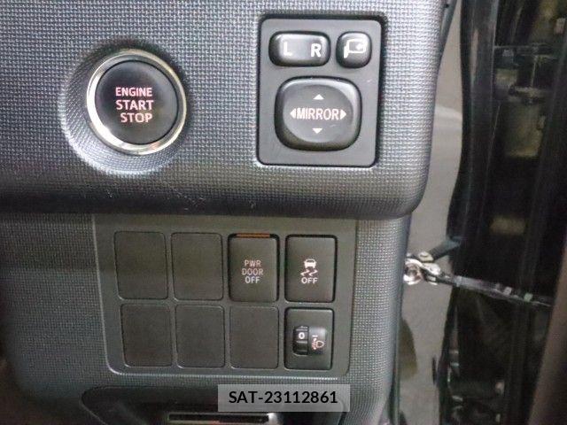 Toyota SPADE 2014-10 6682884-22
