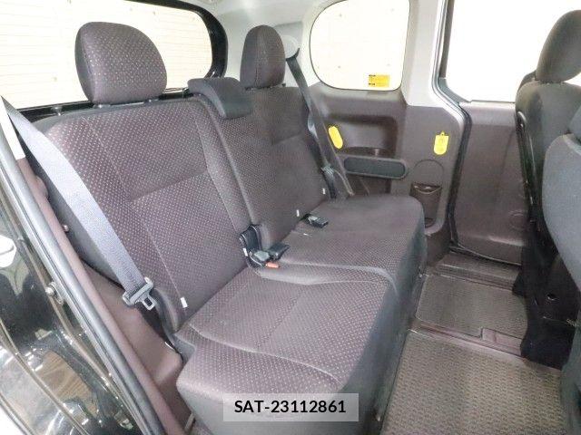 Toyota SPADE 2014-10 6682884-4