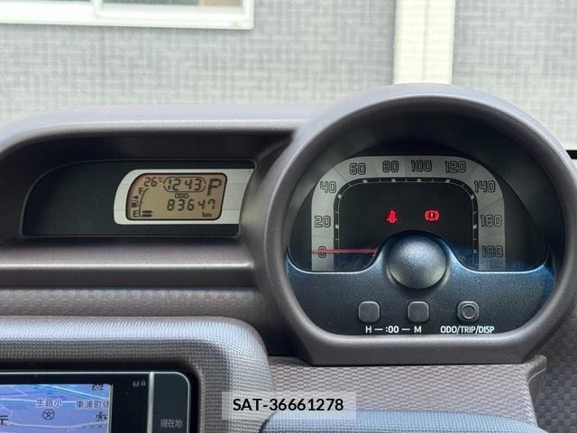 Toyota SPADE 2013-06 6717415-26
