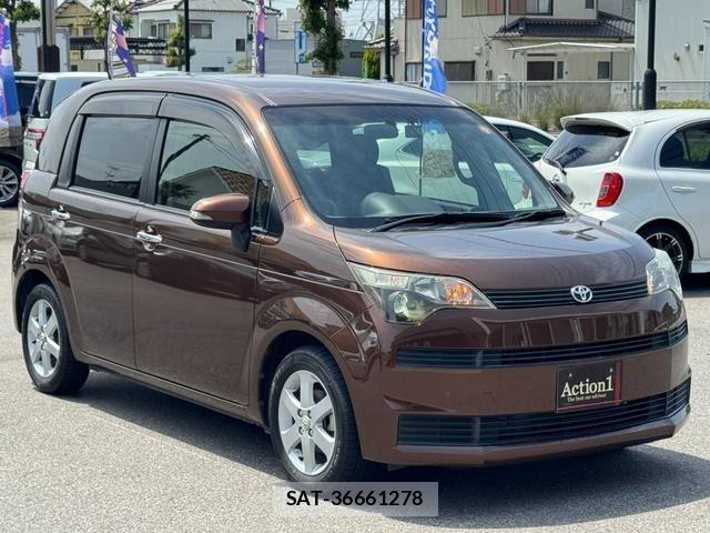 Toyota SPADE 2013-06 6717415-6