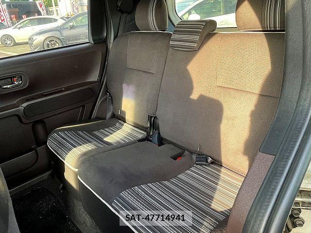 Toyota SPADE 2015-09 6913443-12