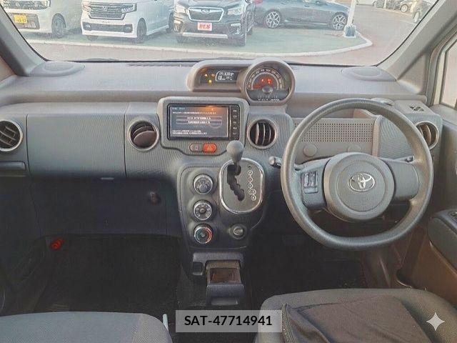 Toyota SPADE 2015-09 6913443-1