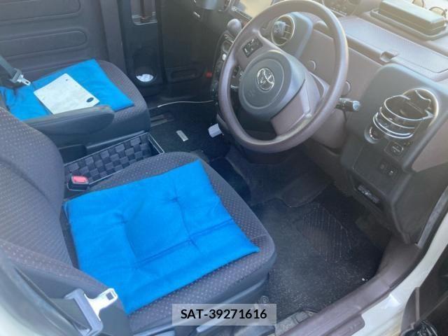Toyota SPADE 2013-07 6913445-14