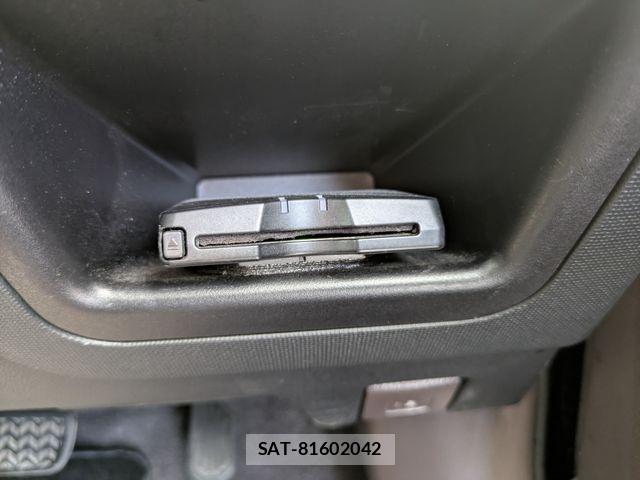 Toyota SPADE 2015-06 7060835-13