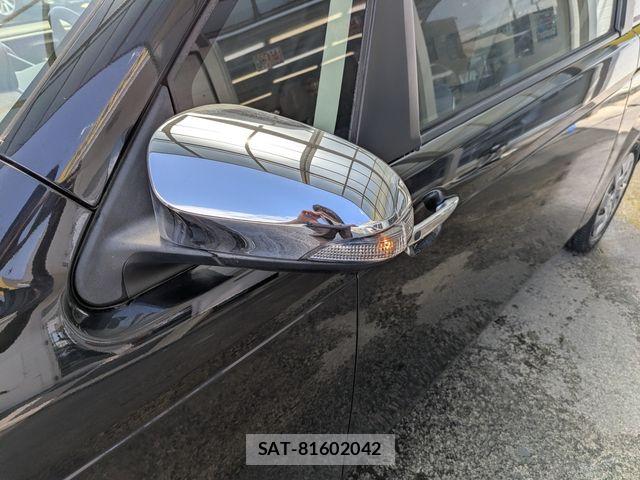 Toyota SPADE 2015-06 7060835-22