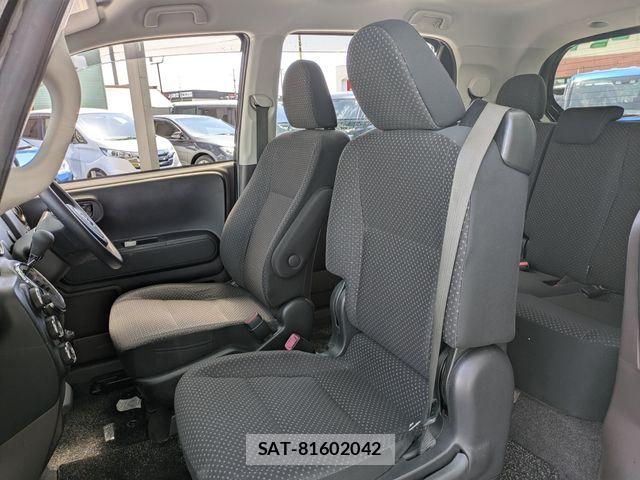 Toyota SPADE 2015-06 7060835-2