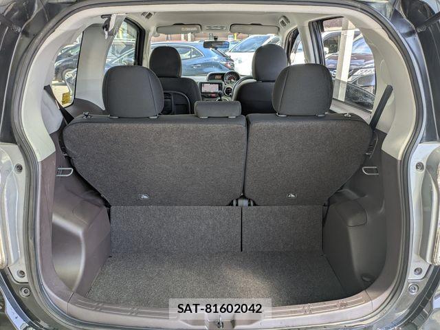 Toyota SPADE 2015-06 7060835-5