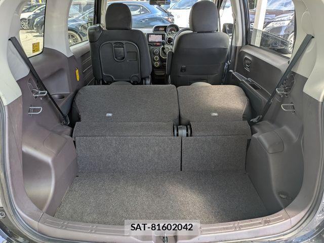 Toyota SPADE 2015-06 7060835-6