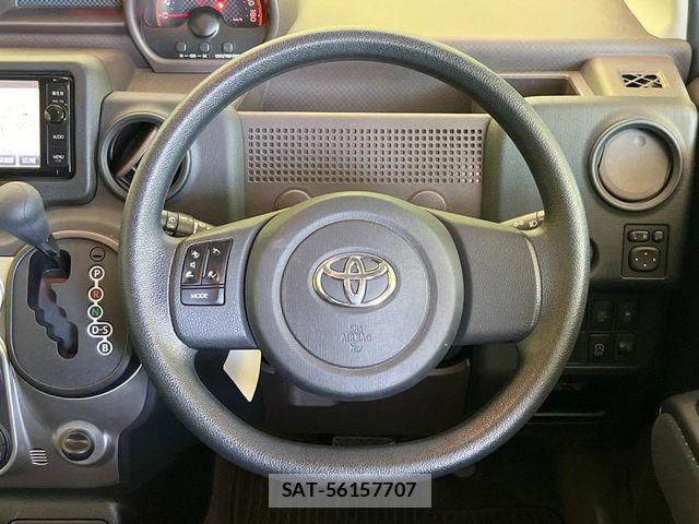 Toyota SPADE 2015-09 7060833-10