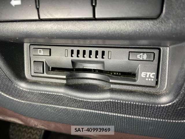 Toyota SPADE 2018-07 7225492-6