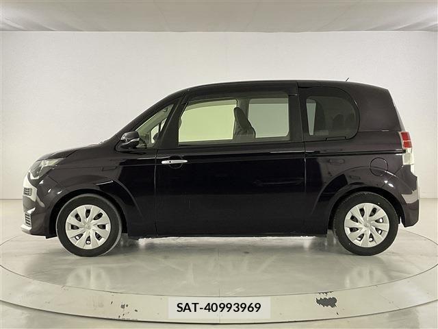 Toyota SPADE 2018-07 7225492-8