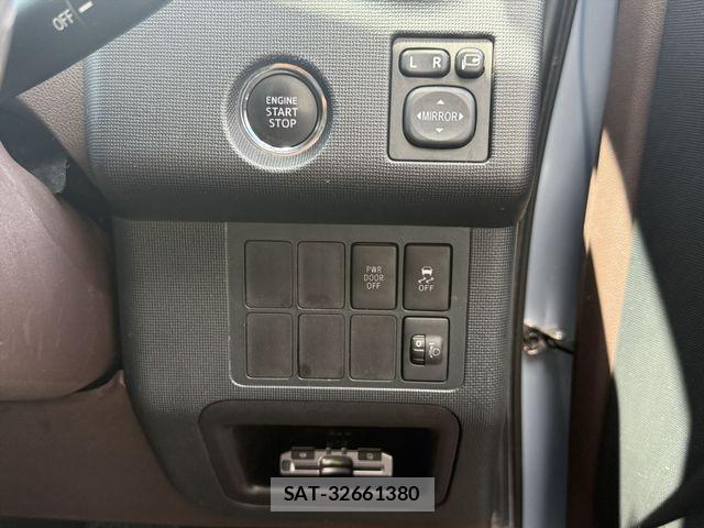 Toyota SPADE 2015-07 7225491-21