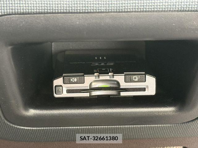 Toyota SPADE 2015-07 7225491-24