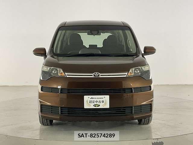 Toyota SPADE 2016-07 7225493-1