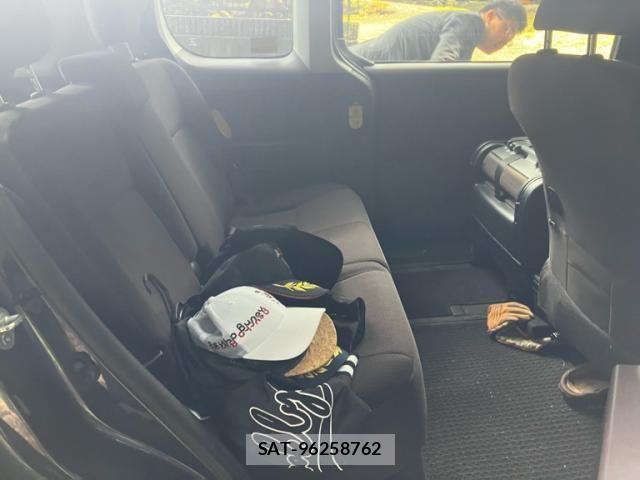 Toyota SPADE 2013-08 7225488-10
