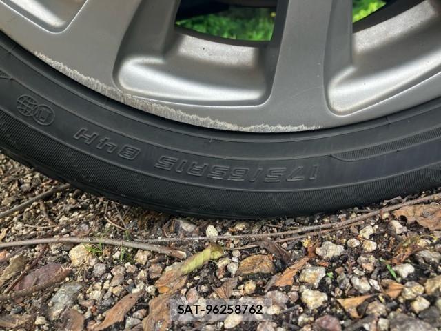 Toyota SPADE 2013-08 7225488-3