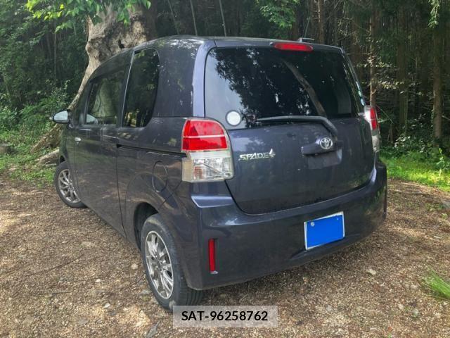 Toyota SPADE 2013-08 7225488-5