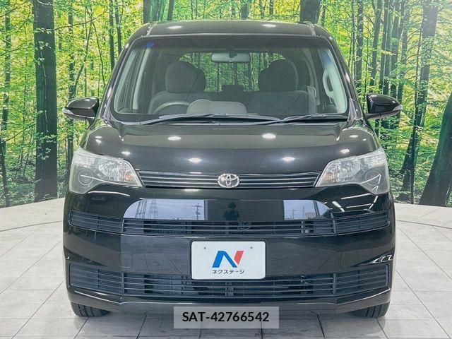 Toyota SPADE 2013-06 7225486-13