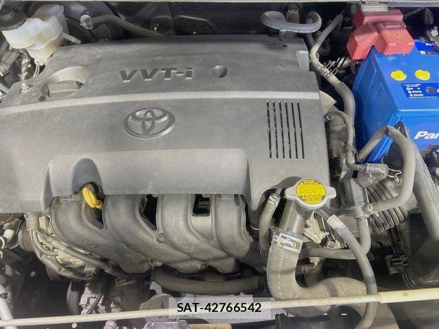 Toyota SPADE 2013-06 7225486-17