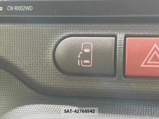 Toyota SPADE 2013-06 7225486-4