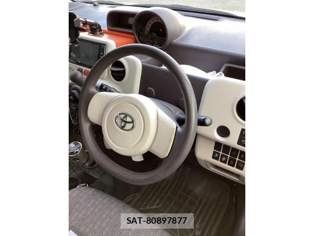 Toyota SPADE 2013-09 7225489-11