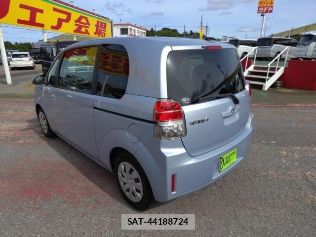 Toyota SPADE 2012-12 7225485-11