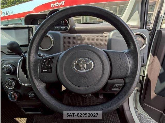 Toyota SPADE 2018-02 7225495-17
