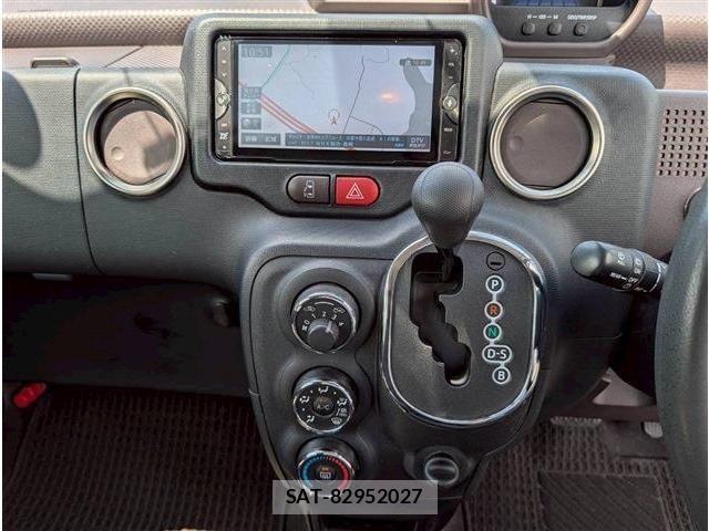 Toyota SPADE 2018-02 7225495-23