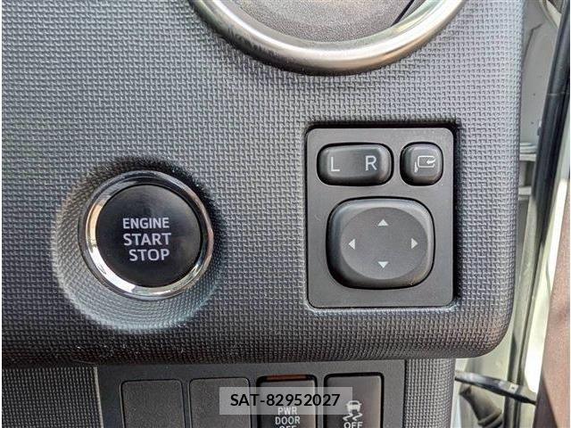 Toyota SPADE 2018-02 7225495-27